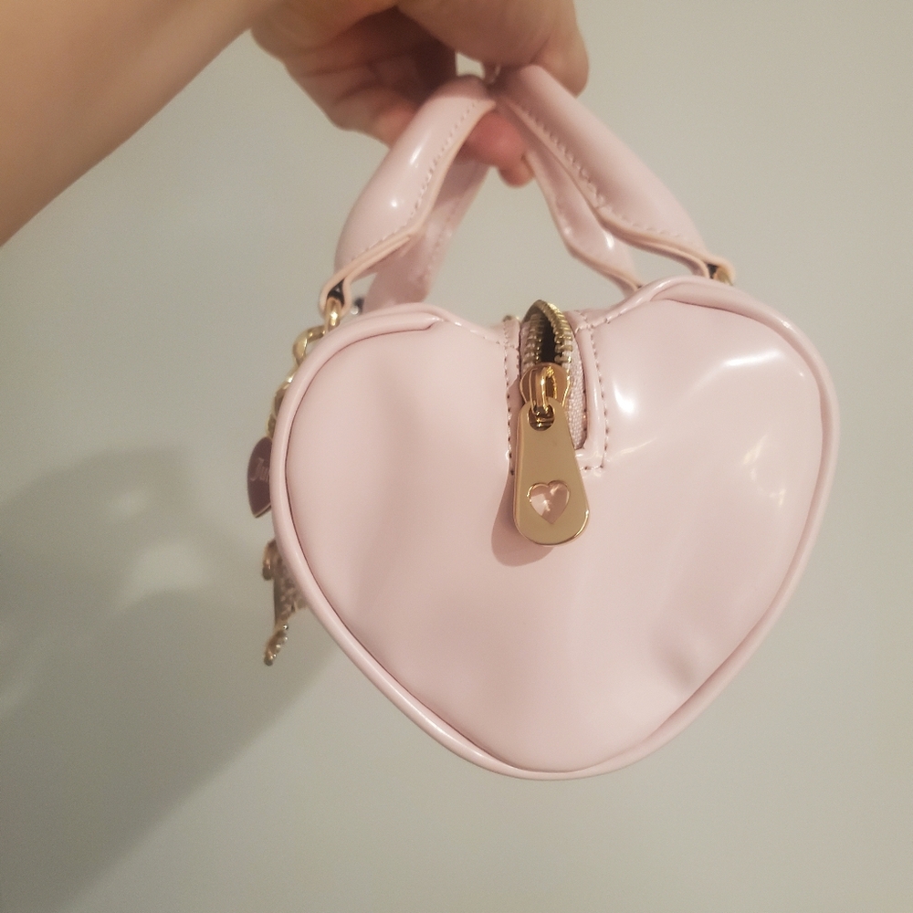 Juicy Couture Mini Heart Purse - Picture 2 of 5